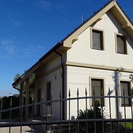 Kimy Home Mojmirovce Luaran gambar