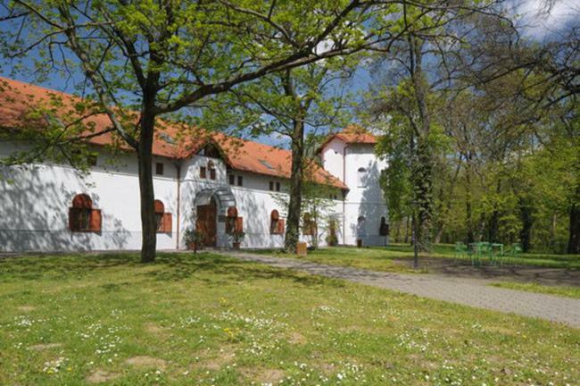 Kimy Home Mojmirovce Luaran gambar